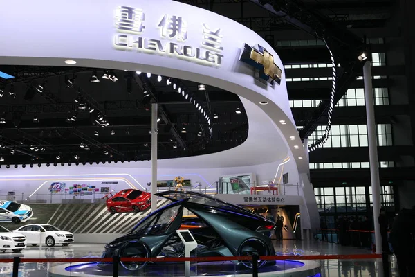 Вид Стенд Chevrolet Шанхайского Совместного Предприятия Saic Motor General Motors — стоковое фото