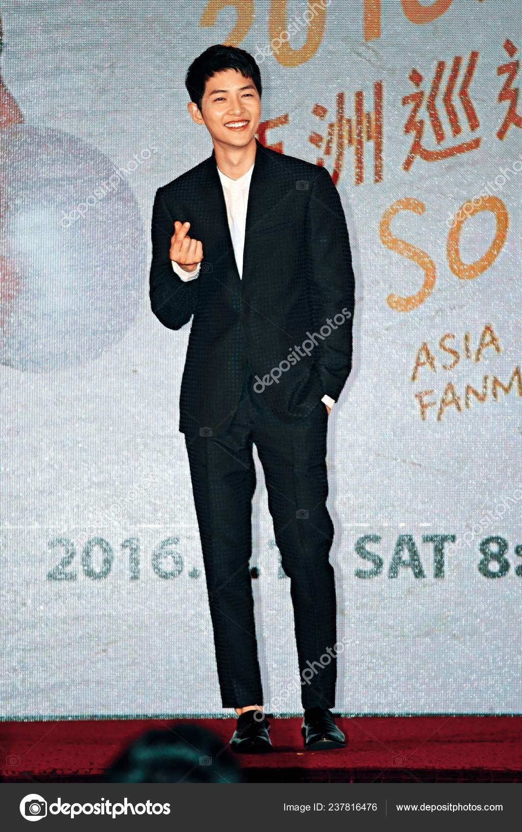 447 Song Joong Ki Stock Photos Song Joong Ki Images Depositphotos