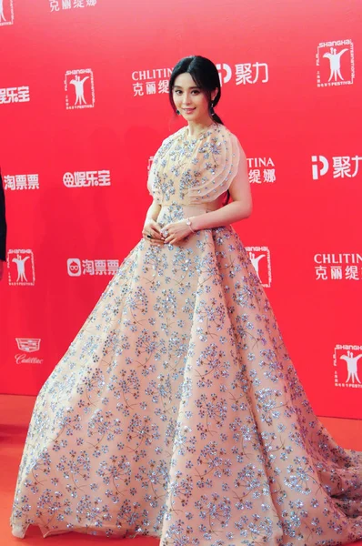 Kínai Színésznő Fan Bingbing Vörös Szőnyegen Megnyitó Shanghai Nemzetközi Filmfesztivál — Stock Fotó