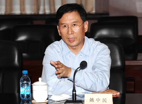 File Yao Zhongmin Bývalý Šéf Čínské Rozvojové Banky Cdb Hovoří — Stock fotografie