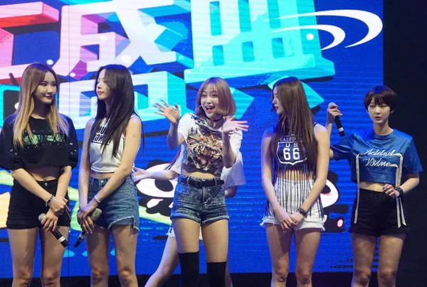 Południowokoreański Idol Grupa Exid Stanowią China Digital Entertainment Expo Znany — Zdjęcie stockowe