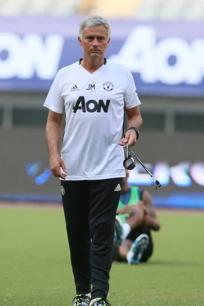 Treinador José Mourinho Manchester United Olha Durante Uma Sessão Treinamento — Fotografia de Stock