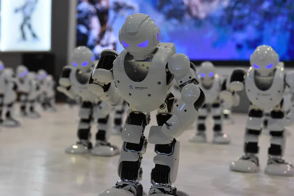 Alpha Robots Dance Simultaneously Exhibition Jinan City East China Shandong — Stock Photo, Image