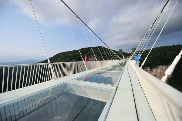 File Погляд Найдовший Найвищий Світі Скляний Міст Над Zhangjiajie Гранд — стокове фото