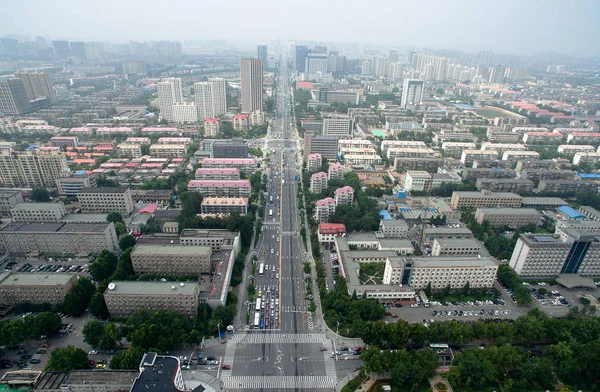 Vista Aérea Edificios Residenciales Largo Carretera Jianshe Ciudad Tangshan Provincia — Foto de Stock