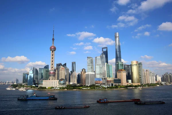 Silhuett Floden Huangpu Och Finansdistriktet Lujiazui Med Det Shanghai Tower — Stockfoto