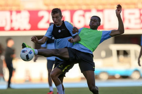 Voetballers Van Manchester City Deelnemen Aan Een Training Voor Shenzhen — Stockfoto