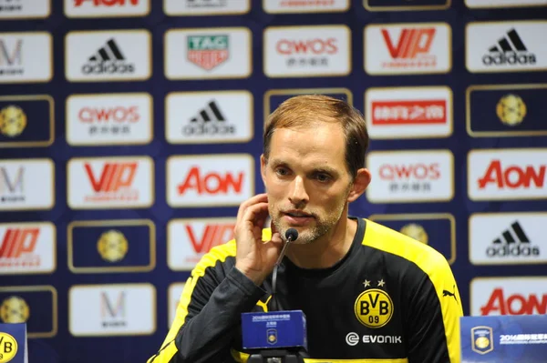 Επικεφαλής Προπονητής Thomas Tuchel Borussia Ντόρτμουντ Μιλάει Συνέντευξη Τύπου Αφού — Φωτογραφία Αρχείου