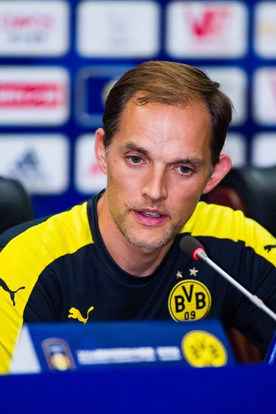 Vezetőedző Thomas Tuchel Borussia Dortmund Részt Vesz Egy Sajtótájékoztatón Shenzhen — Stock Fotó