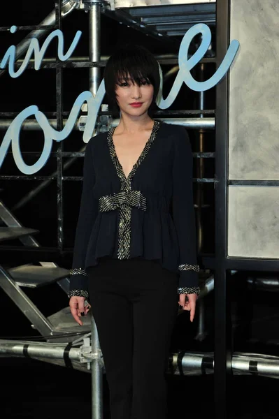 Китайська Актриса Чжоу Синь Прибуває Червоній Килимовій Доріжці Chanel Париж — стокове фото