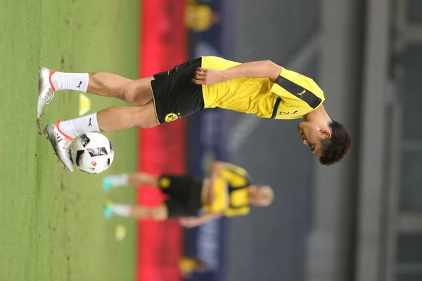 Shinji Kagawa Devant Les Coéquipiers Borussia Dortmund Entraînent Lors Une — Photo