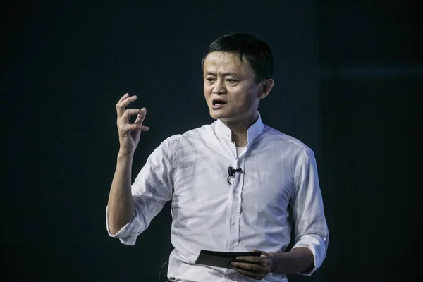 Джек Юнь Председатель Китайской Электронной Коммерции Alibaba Group Выступает Глобальном — стоковое фото