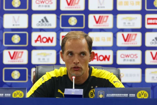 Vezetőedző Thomas Tuchel Borussia Dortmund Részt Vesz Egy Sajtótájékoztatón Shenzhen — Stock Fotó