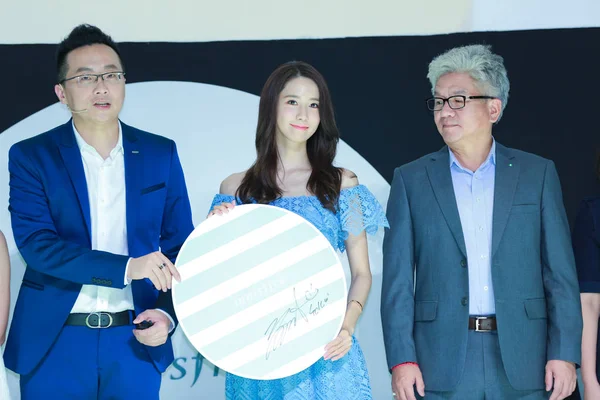 Lim Yoon Centrum Jihokorejský Idol Skupiny Dívčí Generace Navštěvuje Propagační — Stock fotografie