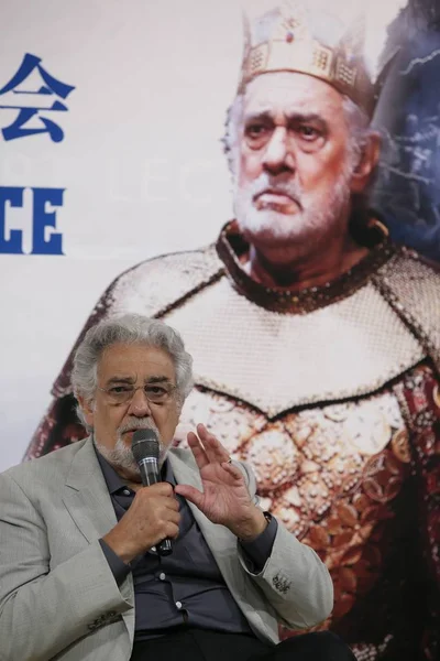 西班牙男高音和指挥家 Placido Domingo 出席2016年9月2日在中国北京举行的歌剧 Macbeth 新闻发布会 — 图库照片