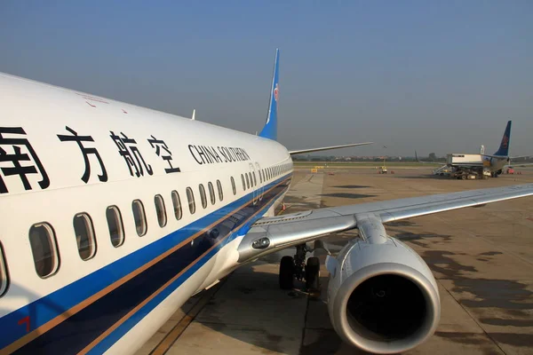 Boeing 737 700 Utasszállító Repülőgép Kínai Southern Airlines Képen Wuhan — Stock Fotó
