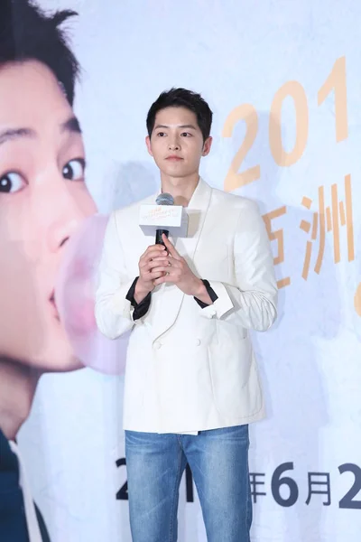 Południowokoreański Aktor Song Joong Stanowi Jego Spotkanie Fanami Zdarzenia Podczas — Zdjęcie stockowe