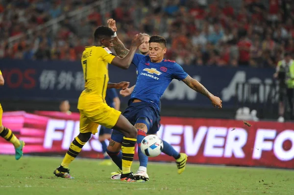 Marcos Rojo Van Manchester United Gelijk Uitdagingen Ousmane Dembele Van — Stockfoto