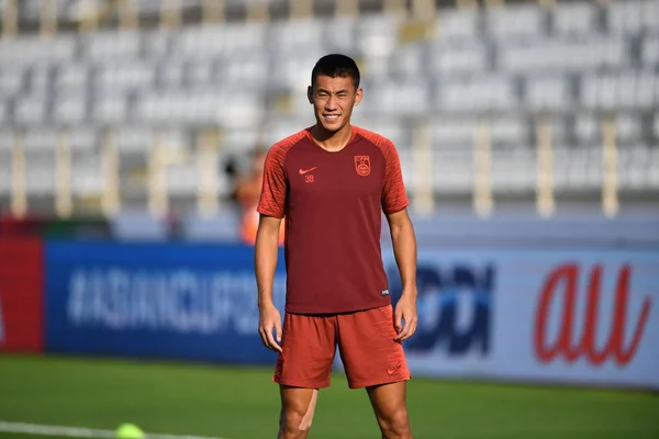 Kiinan Maajoukkueen Zhang Chengdong Osallistuu Afc Asian Cup Group Ottelun — kuvapankkivalokuva