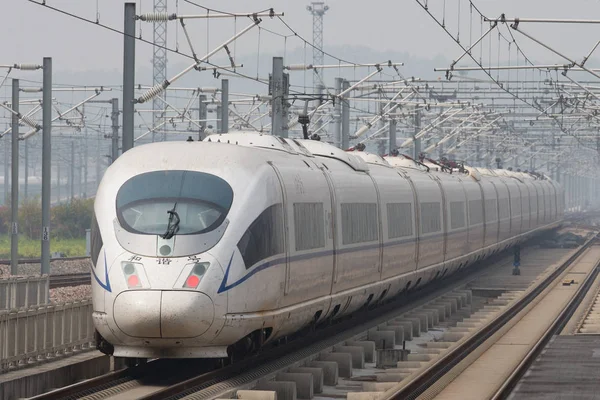 Crh Kínai Vasúti Nagysebességű Golyó Vonat Indul Nanjing South Railway — Stock Fotó