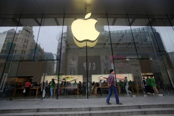 Clientes Tiendas Para Iphones Apple Store Calle Comercial Nanjing Road — Foto de Stock