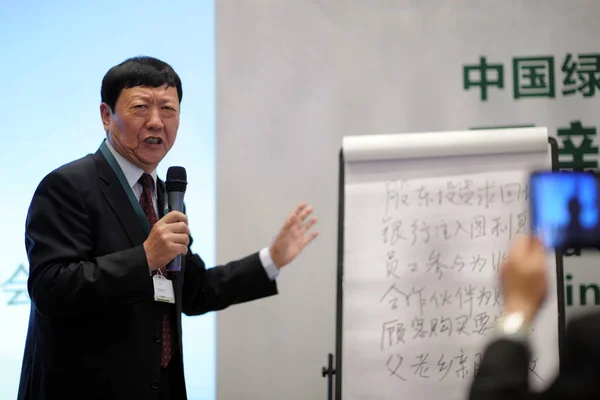 Niu Gensheng Chairman Mengniu Group Speaks 2012 Annual Summit China — Stock Photo, Image
