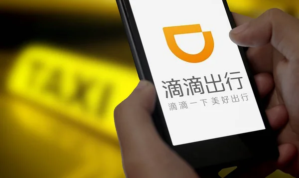 Ein Fahrgast Bestellt Mit Der Auto App Didi Chuxing Auf — Stockfoto