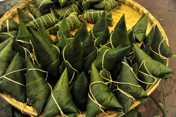 Θέα Των Ζυμαρικά Ρυζιού Zongzi Για Φεστιβάλ Του Δράκου Βάρκα — Φωτογραφία Αρχείου