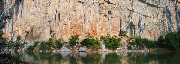 2007年10月27日 中国广西壮族自治区崇左市左江华山遗址的华山岩画 — 图库照片