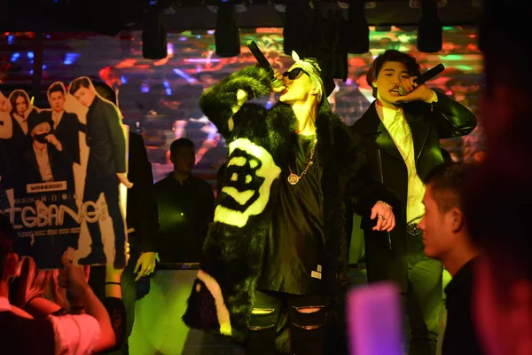 Grupo Pop Sul Coreano Vencedor Canta Bar Cidade Nanjing Província — Fotografia de Stock