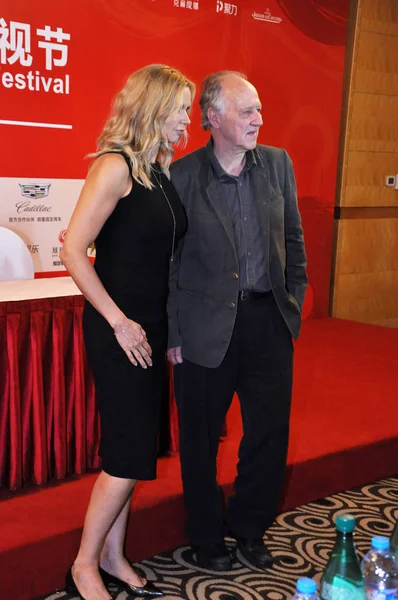 Duitse Actrice Veronica Ferres Links Regisseur Werner Herzog Poseren Tijdens — Stockfoto