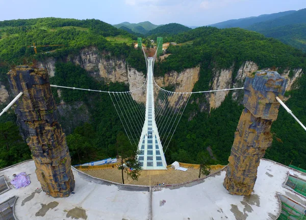 View World Longest Highest Glass Bottomed Bridge Zhangjiajie Grand Canyon — Stock Photo, Image