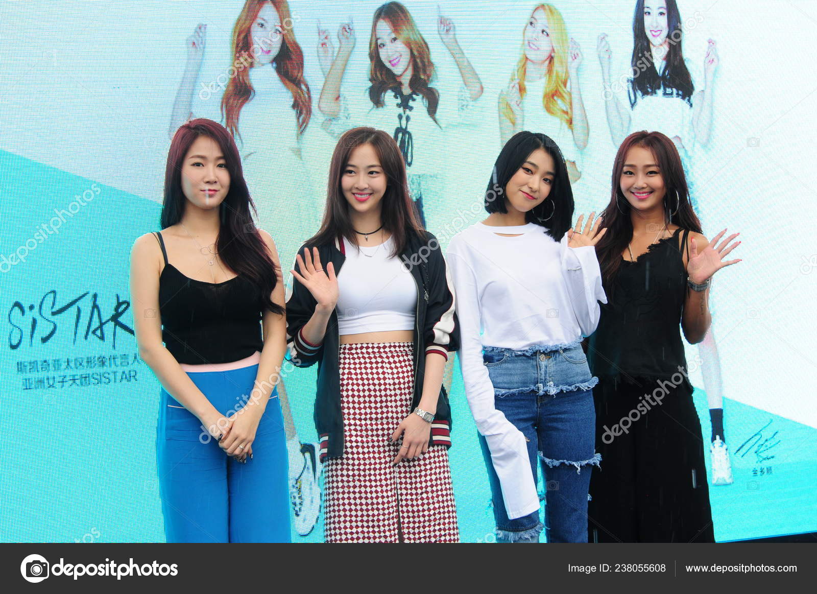 skechers group