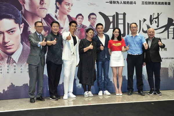 Taiwanese Acteurs Wallace Huo Vierde Recht Eddie Peng Derde Links — Stockfoto