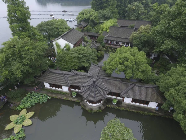 Över Lotusdamm Som Visas Den Femte Hangzhou West Lake Lotus — Stockfoto
