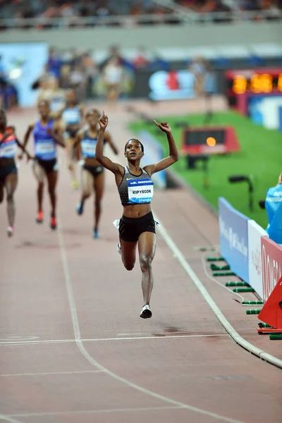 ケニアの信仰 Kipyegon フロント Iaaf ダイヤモンド リーグ上海 2016 上海で 2016 日中に女子 — ストック写真