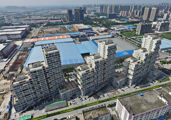 Luftaufnahme Eines Wohnkomplexes Der Tetris Blöcken Ähnelt Der Stadt Zhengzhou — Stockfoto