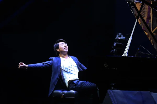 Pianista Chino Lang Lang Actúa Concierto Música Ciudad Nantong Provincia — Foto de Stock
