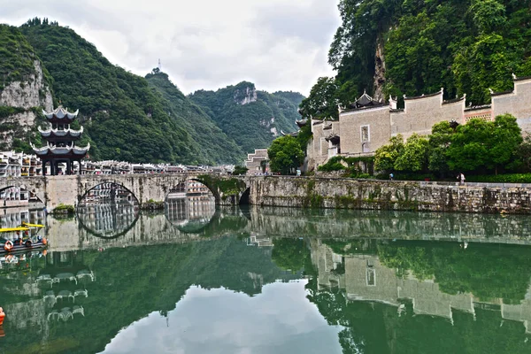 Wanshou Paleis Wordt Gezien Langs Wuyang Rivier Zhenyuan Oude Waterstad — Stockfoto