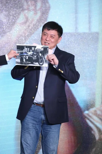 Plik Producent Chiński Film Fang Mówi Podczas Premiery Jego Filmu — Zdjęcie stockowe