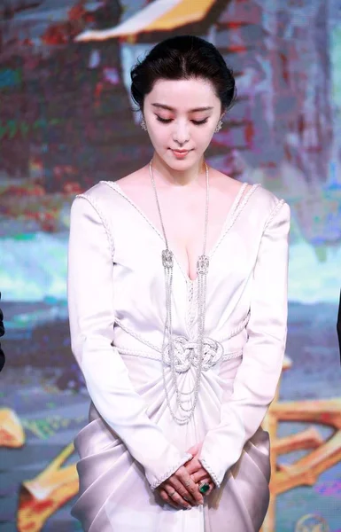 Aktris Cina Fan Bingbing Menghadiri Konferensi Pers Untuk Pemutaran Perdana — Stok Foto