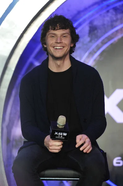 Amerikaans Acteur Evan Peters Woont Een Persconferentie Voor Zijn Film — Stockfoto