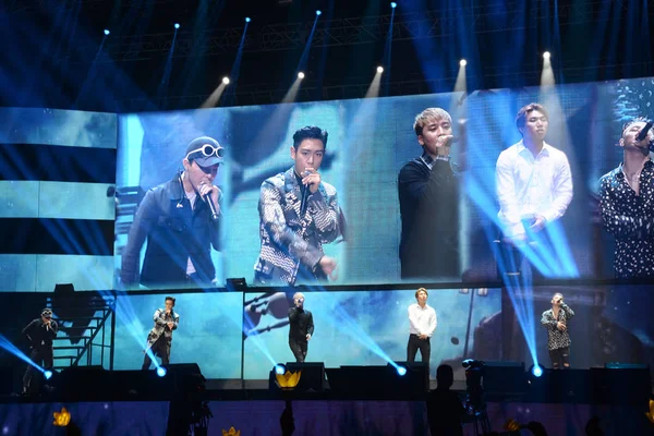 Южнокорейская Бойз Группа Bigbang Big Bang Выступает Концерте Даляне Время — стоковое фото