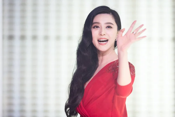 Chińska Aktorka Fan Bingbing Fale Imprezie Promocyjnej Dla Osim Masaż — Zdjęcie stockowe