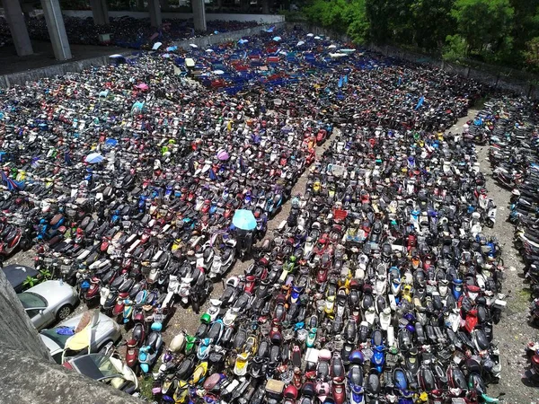 Vista Aérea Vehículos Detenidos Llenando Estacionamiento Ciudad Shenzhen Provincia Guangdong —  Fotos de Stock