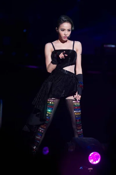 2016 中国北京で彼女のコンサートで実行する台湾の歌手蔡依林ツァイ — ストック写真