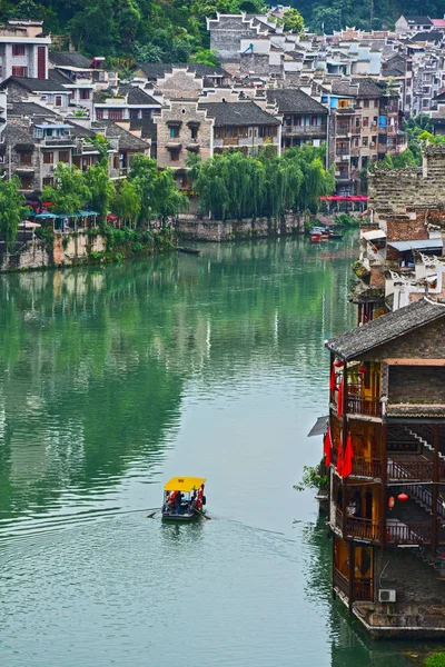 Oude Huizen Zijn Zien Langs Wuyang Rivier Zhenyuan Oude Waterstad — Stockfoto