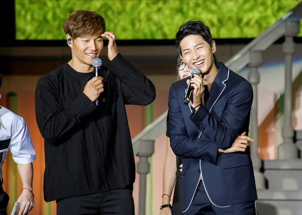 Actorul Sud Coreean Song Joong Dreapta Cântărețul Kim Jong Kook — Fotografie, imagine de stoc