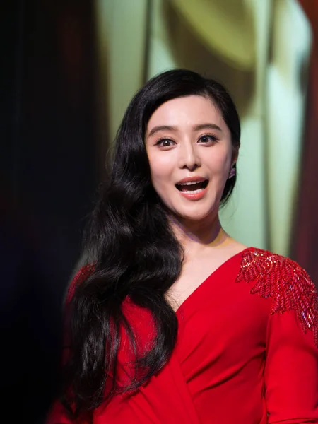 Actrice Chinoise Fan Bingbing Rit Lors Événement Promotionnel Pour Les — Photo