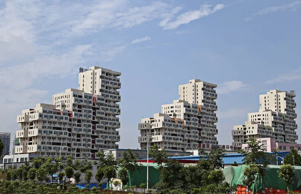 Vista Complejo Residencial Que Asemeja Bloques Tetris Ciudad Zhengzhou Provincia — Foto de Stock